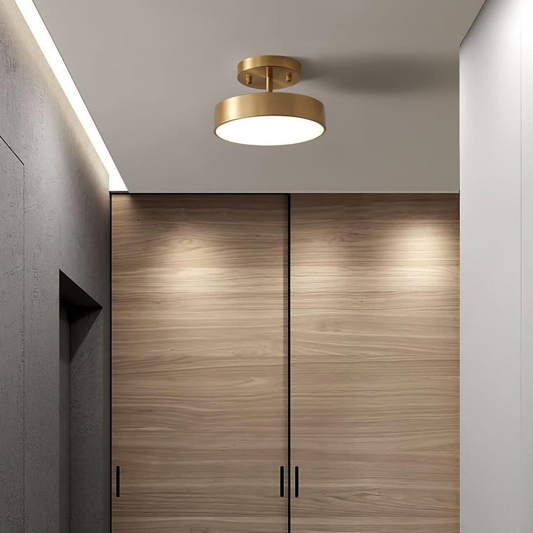 Hero Rotating Ceiling Lamp - Vakkerlight