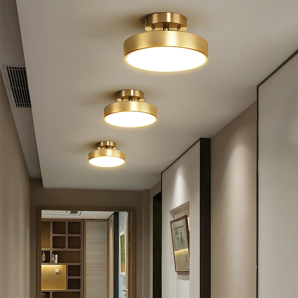 Hero Rotating Ceiling Lamp - Vakkerlight