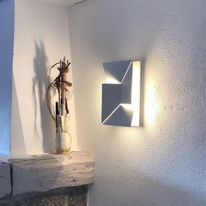 Shadows Grand Sconce-Artelux Atelier